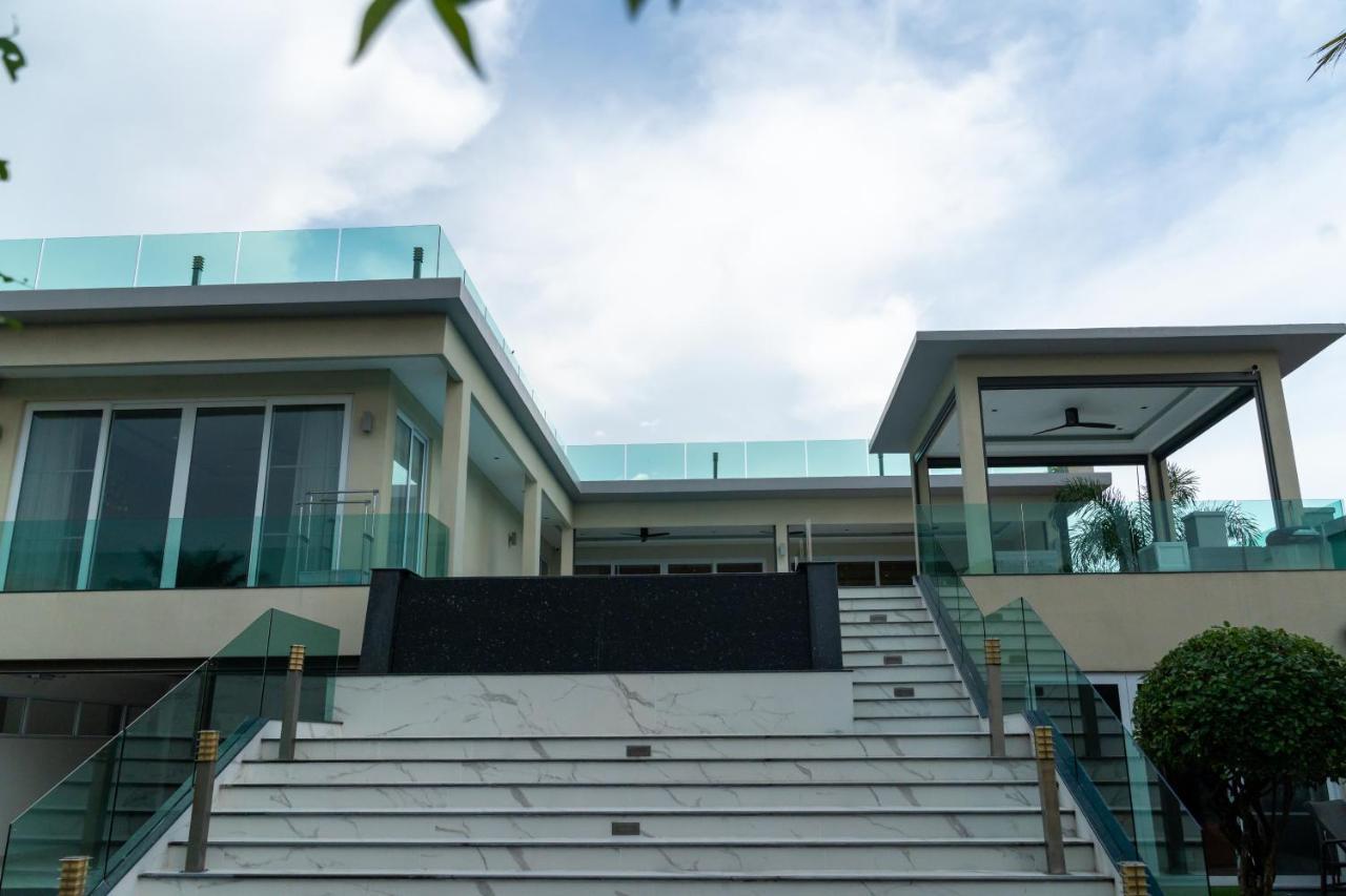 Siam Royal View Pattaya Vila Nong Prue Exterior foto